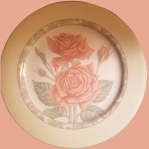 1 Victoria & Beale Misty Rose Salad Plate Casual - Vintage used for display only